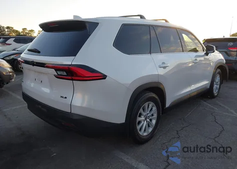 2024 Toyota Grand Highlander Xle from USA, damaged, VIN 5TDAAAB55RS051553